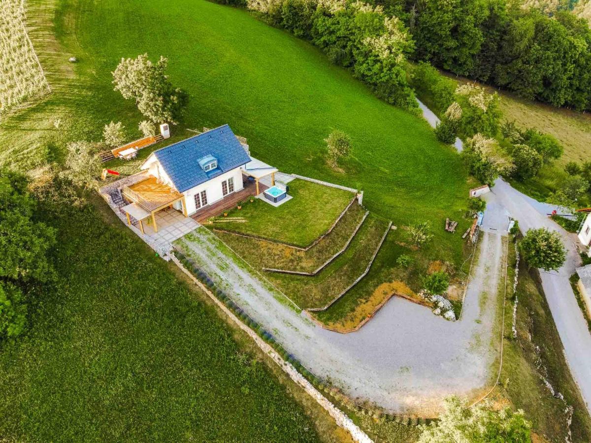 Villa Zupan With Hot Tub Skocjan  المظهر الخارجي الصورة