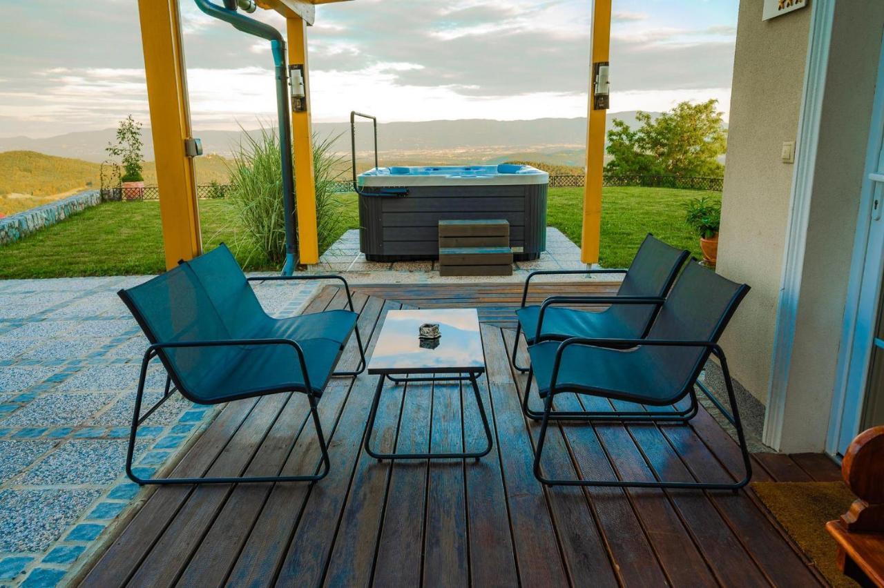 Villa Zupan With Hot Tub Skocjan  المظهر الخارجي الصورة