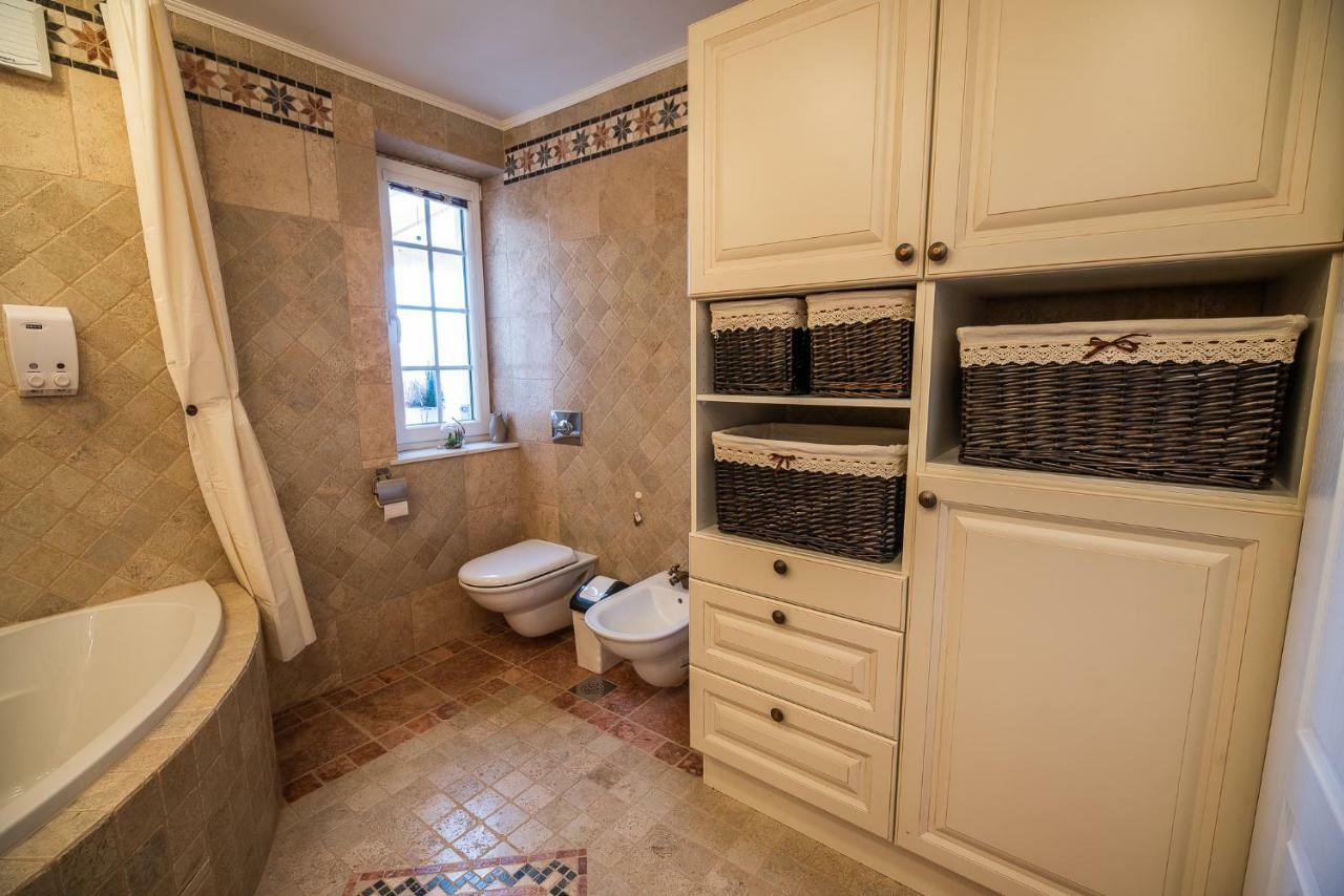 Villa Zupan With Hot Tub Skocjan  المظهر الخارجي الصورة