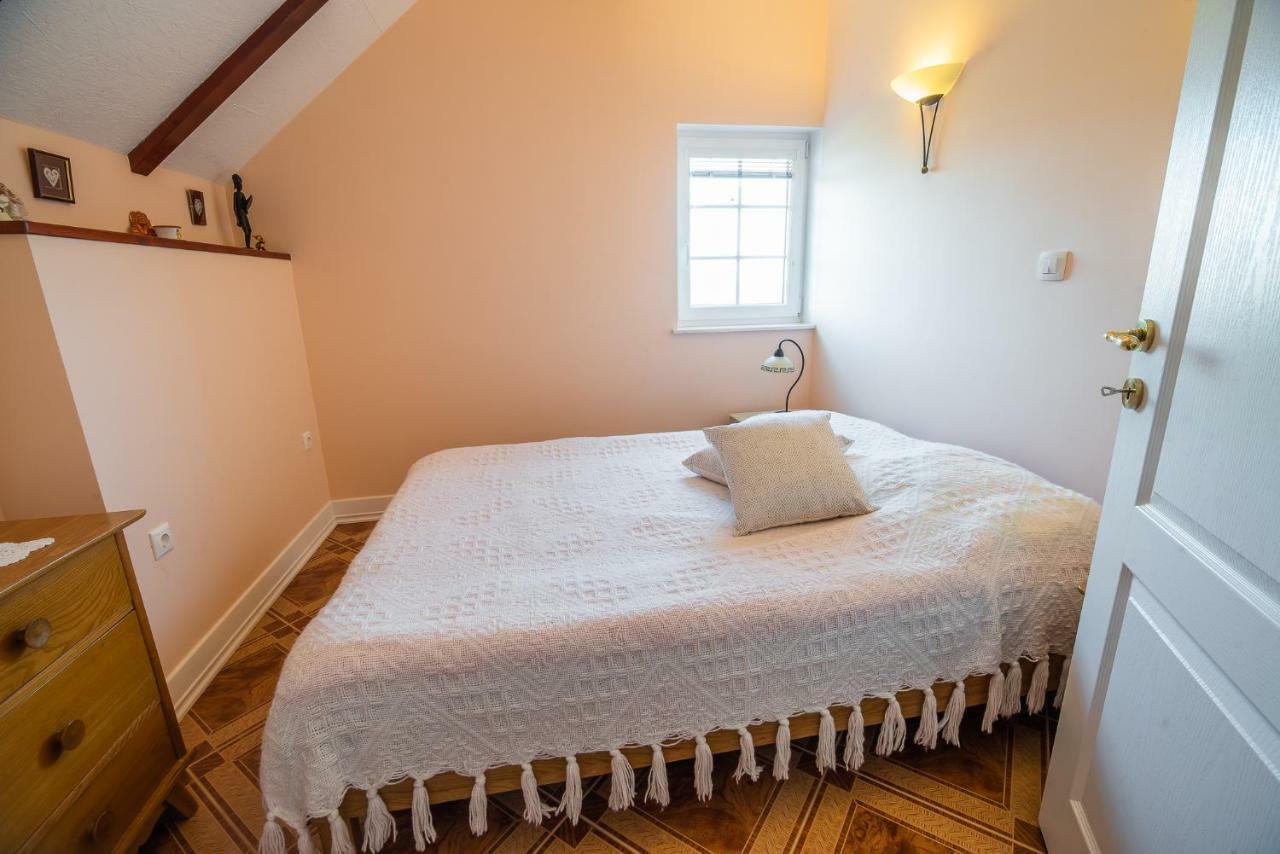 Villa Zupan With Hot Tub Skocjan  المظهر الخارجي الصورة